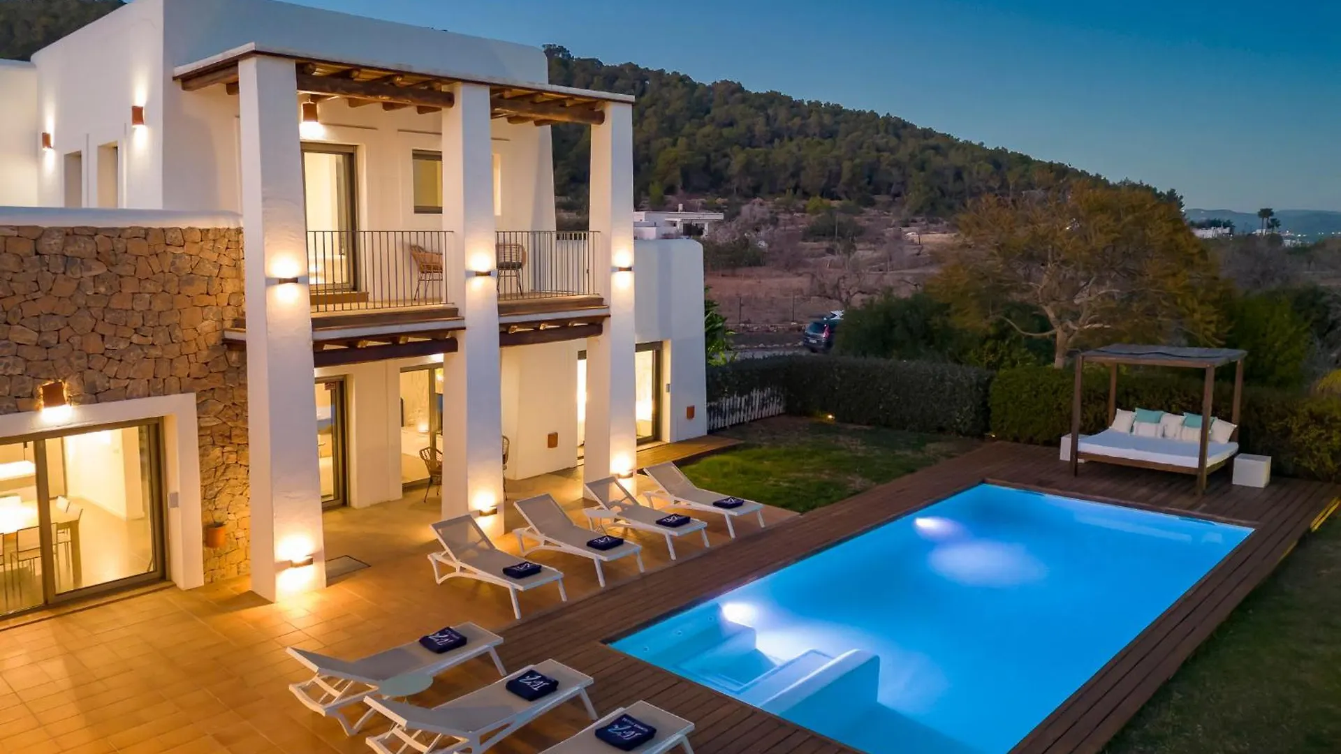 Villa In Ibiza Town Sleeps 10 To 12 Guests 0*,  İspanya