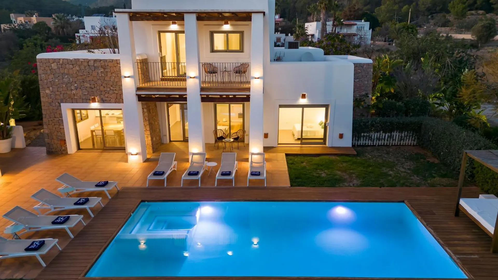 Villa In Ibiza Town Sleeps 10 To 12 Guests