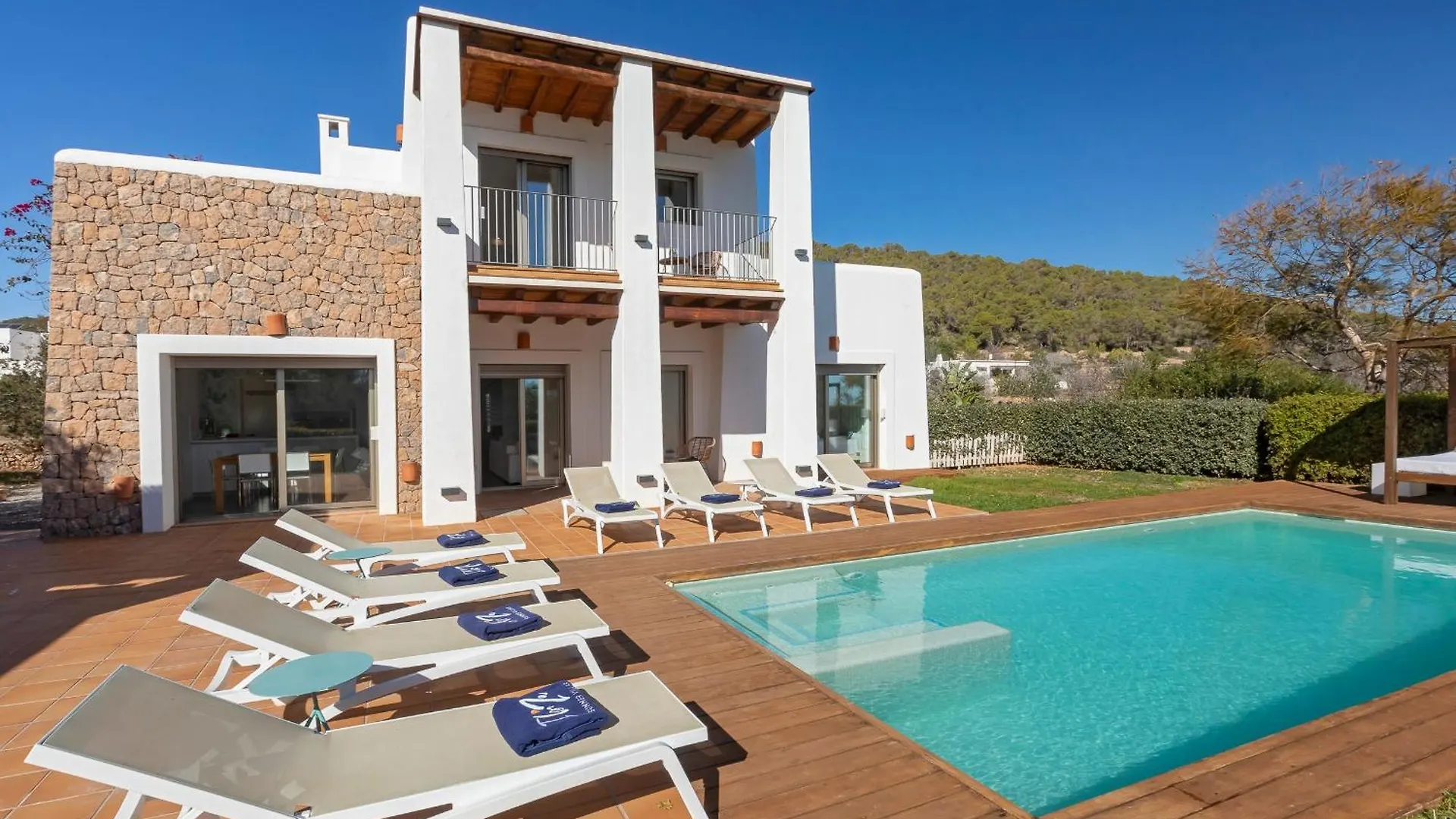 Villa In Ibiza Town Sleeps 10 To 12 Guests 0*,
