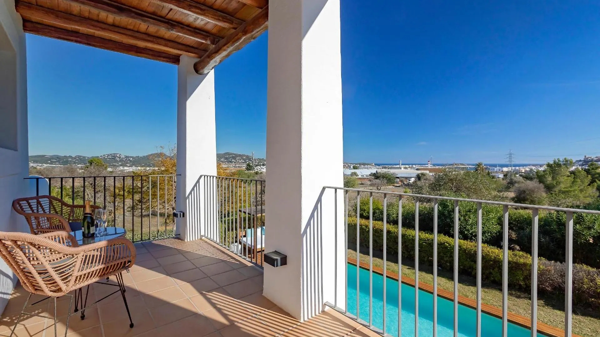 Villa In Ibiza Town Sleeps 10 To 12 Guests İspanya